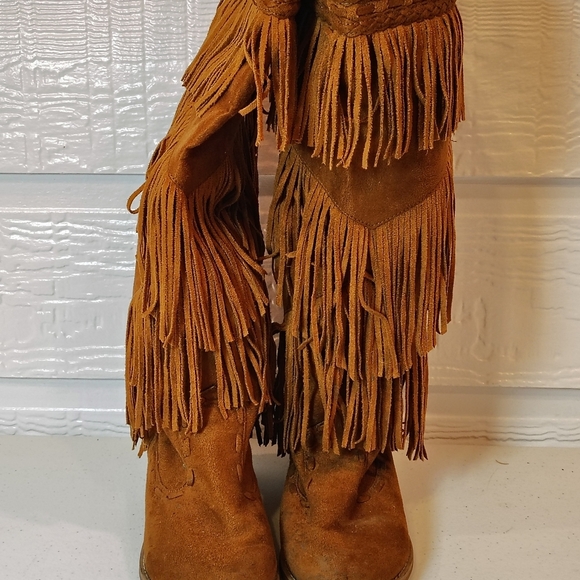 Not Rated Fringe Brown Suede Boots Festival Boho Western Size 6.5 Pull On - Picture 2 of 10